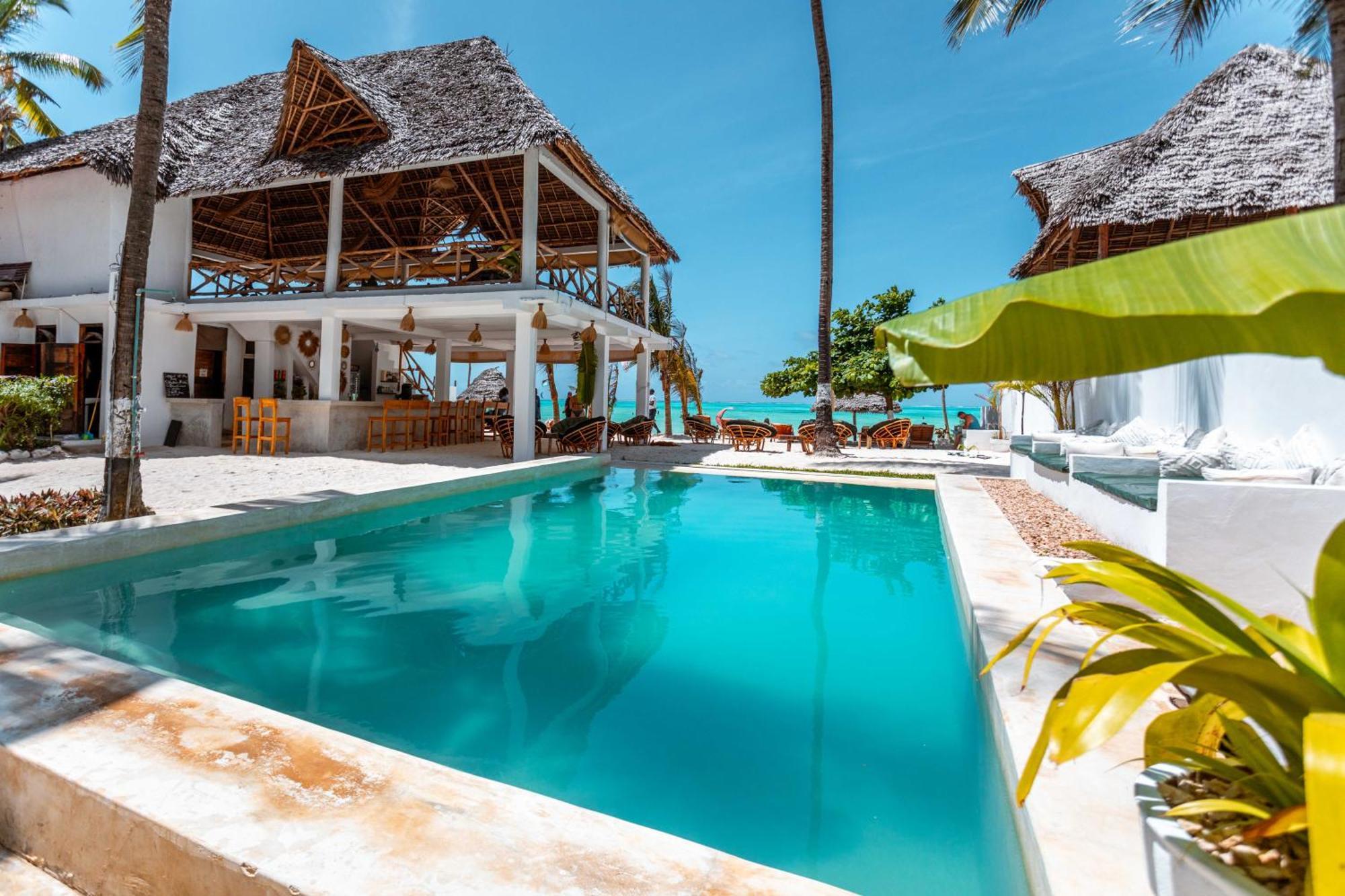 Maisha Matamu Beach Hotel Paje Bagian luar foto